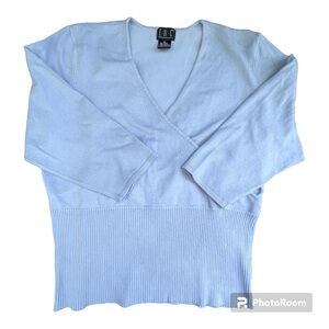 Ladies XL Baby Blue Lightweight Sweater with 3/4 Sleeves